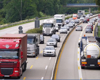 Trasporto merci su strada: scelta dei veicoli e problemi di turnazione, assegnazione e gestione